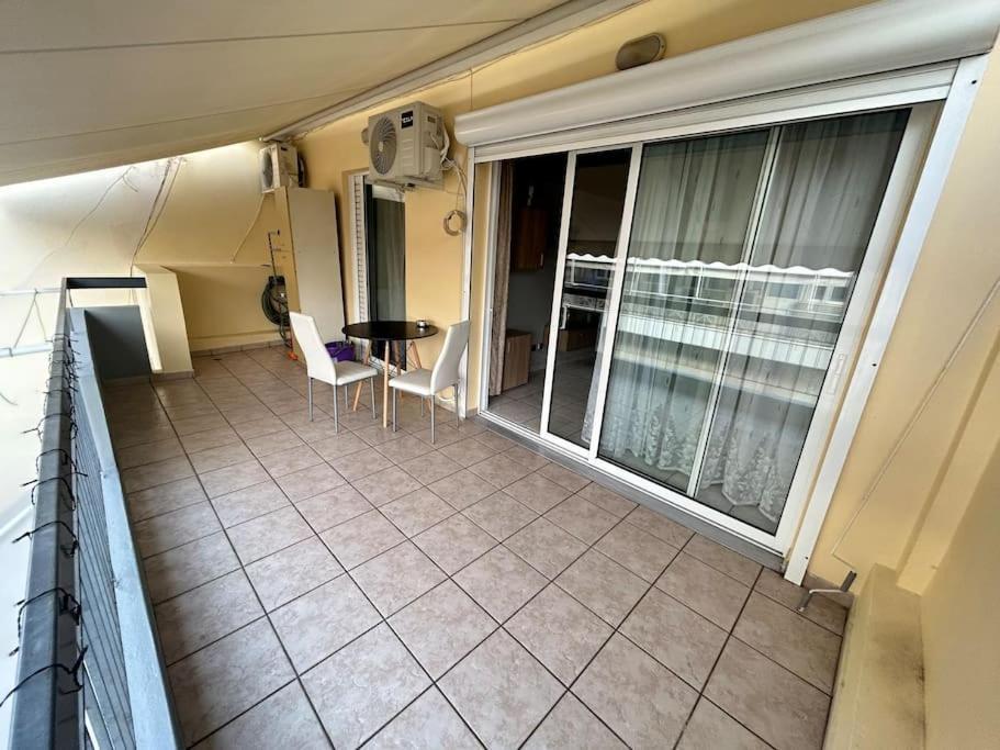 D2 Apartment - Athens Oasis Экстерьер фото